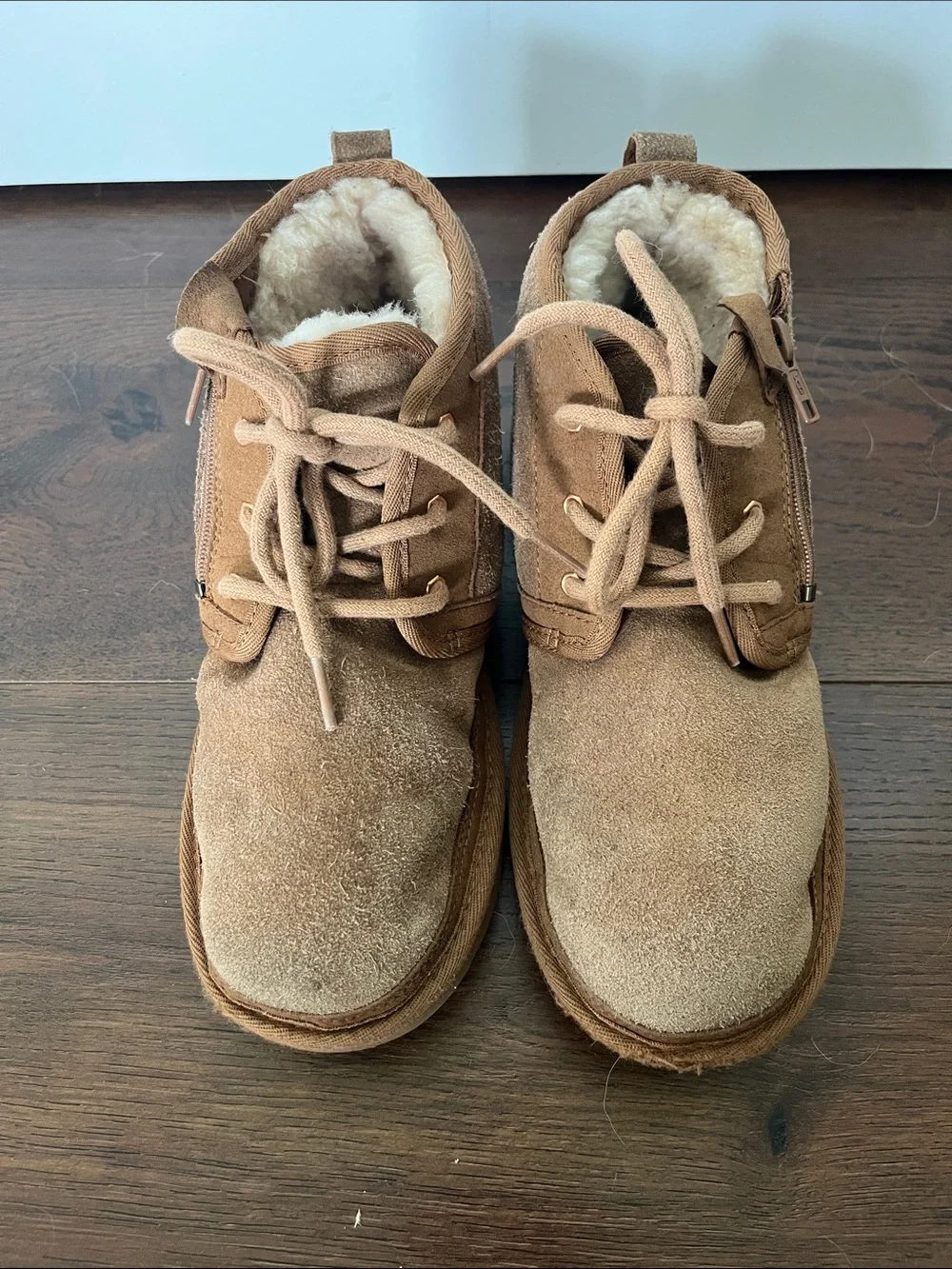 UGG Kids Chestnut Suede Lace-Up Zip Ankle Boot